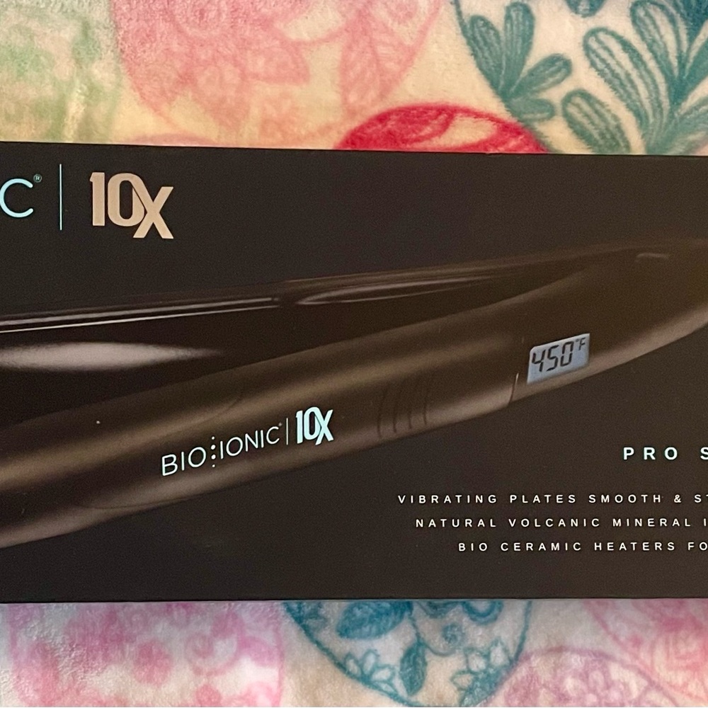 Bio Ionic 10 X Pro Styling Iron 1” Nano Ionic Only used few times so brand new